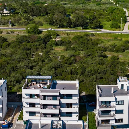 Artemis 3 * 자다르